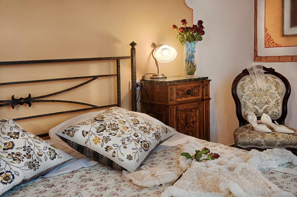 Agriturismo Poggio Bonelli 카스텔누오보베라덴가 외부 사진