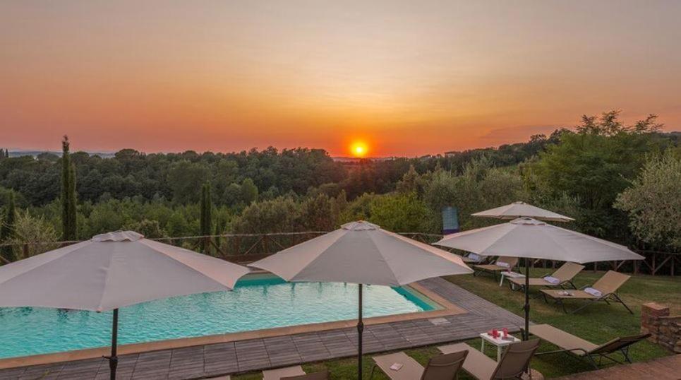 Agriturismo Poggio Bonelli 카스텔누오보베라덴가 외부 사진