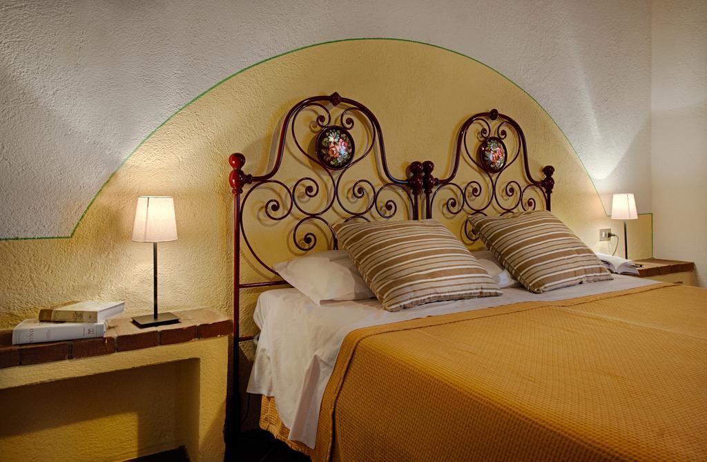 Agriturismo Poggio Bonelli 카스텔누오보베라덴가 외부 사진